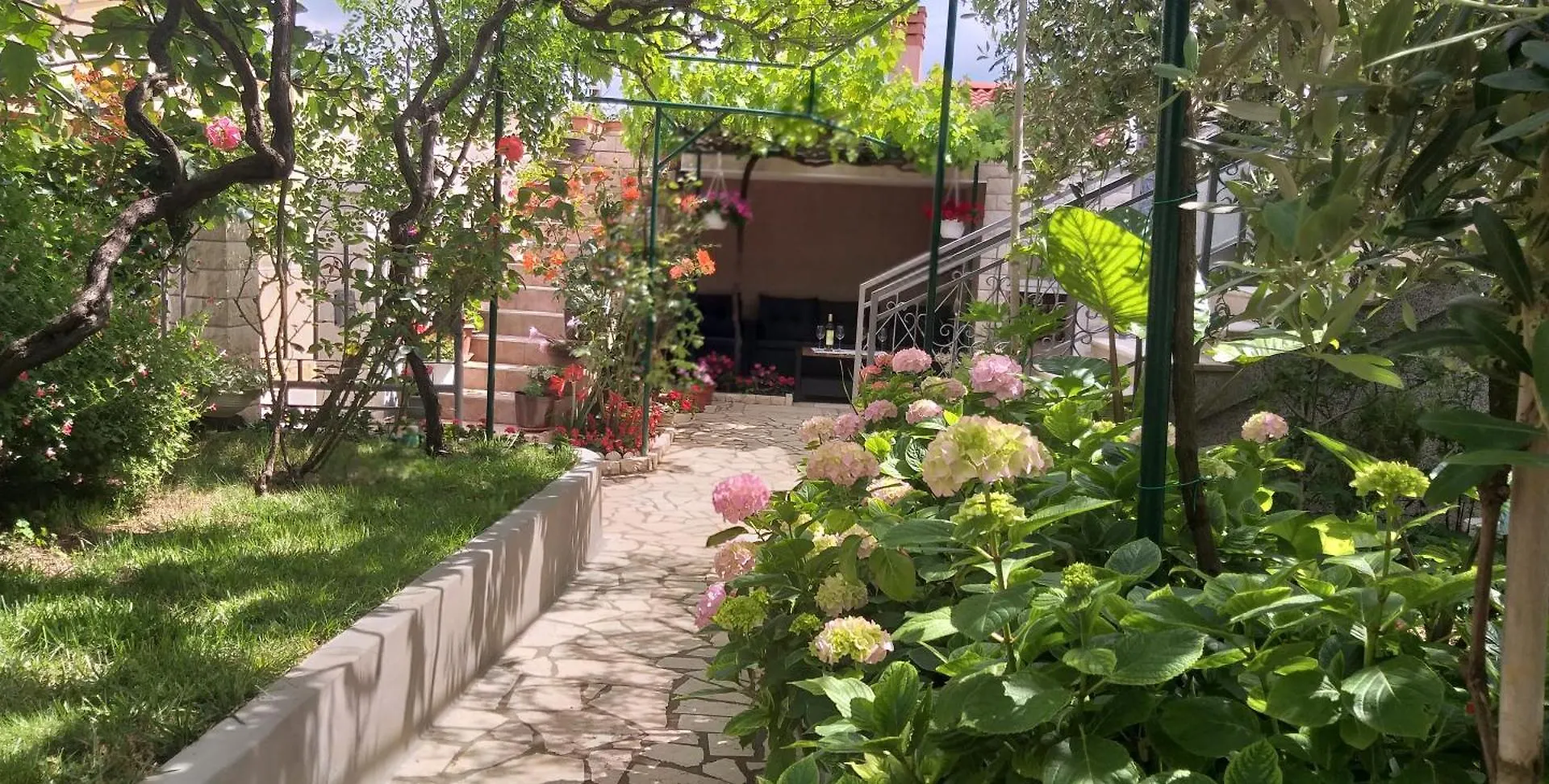 Apartman Oliva Pula 0*,  Croatia